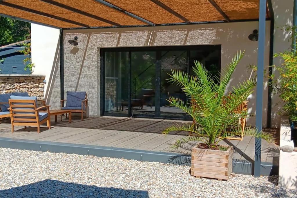 Gite Cosy Au Coeur Du Luberon Lagnes 外观 照片